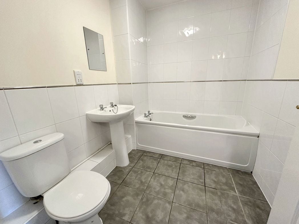 Property image 3 of 8