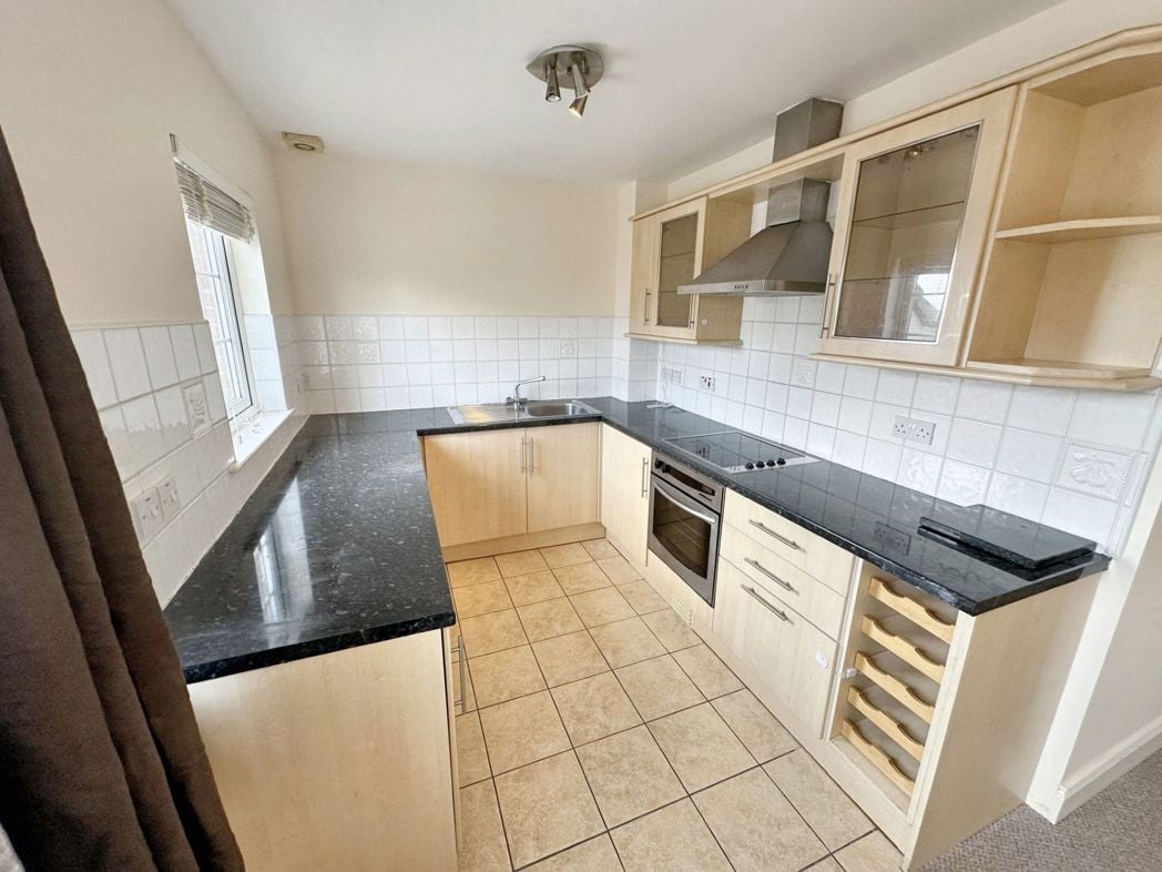 Property image 2 of 8