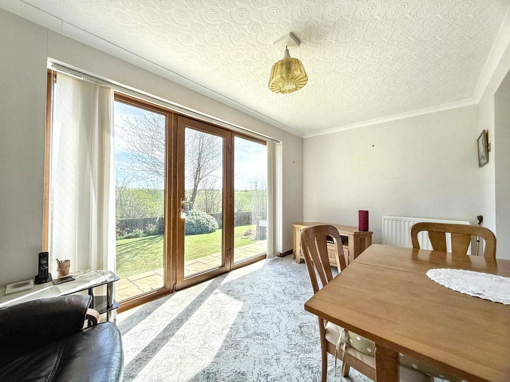 Property image 10 of 29