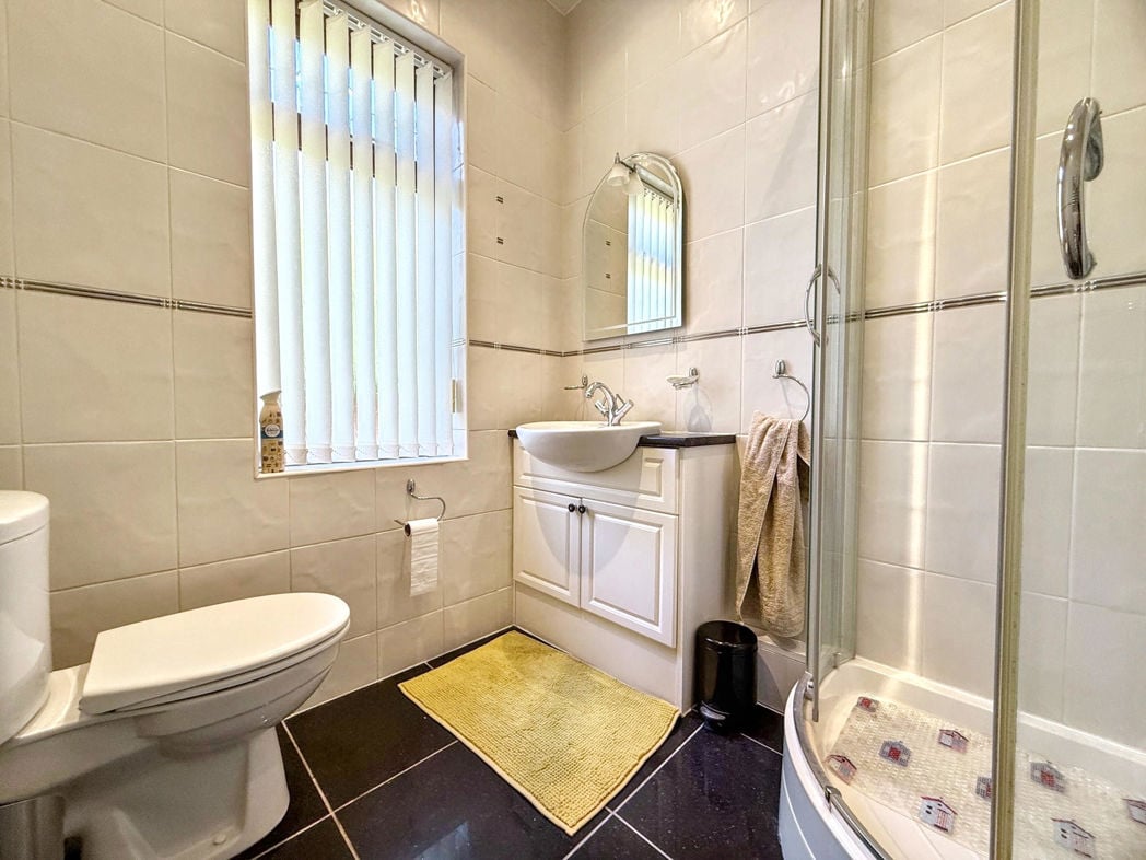 Property image 17 of 29