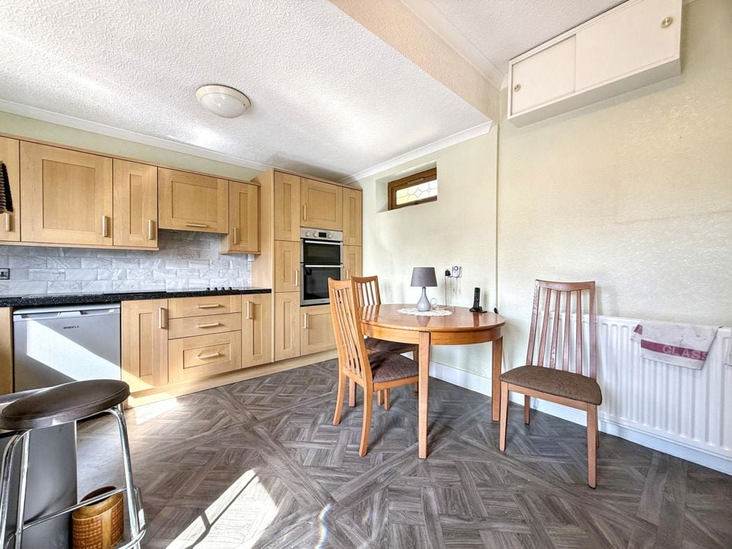 Property image 12 of 29