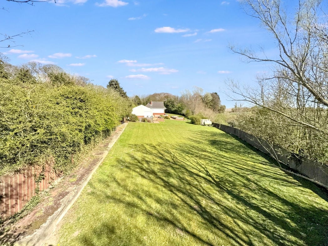 Property image 23 of 29