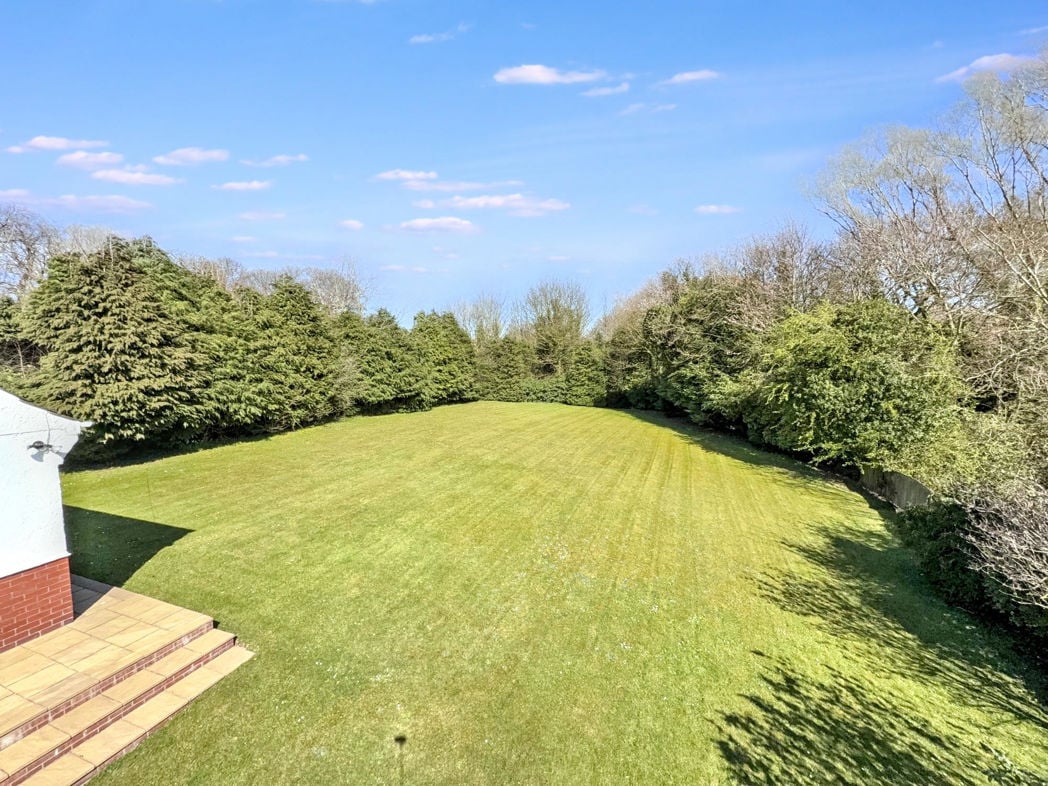 Property image 24 of 29