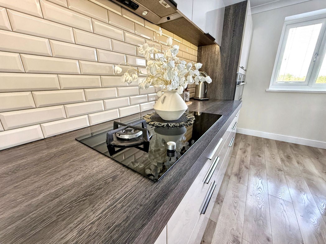 Property image 7 of 19