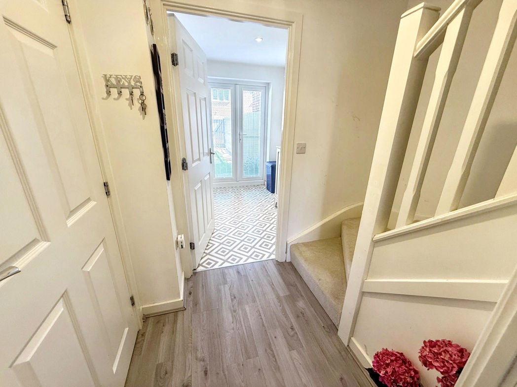 Property image 6 of 21