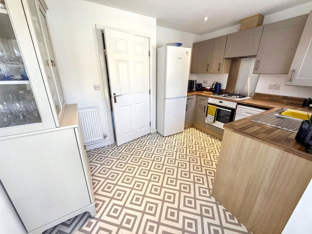 Property image 7 of 21