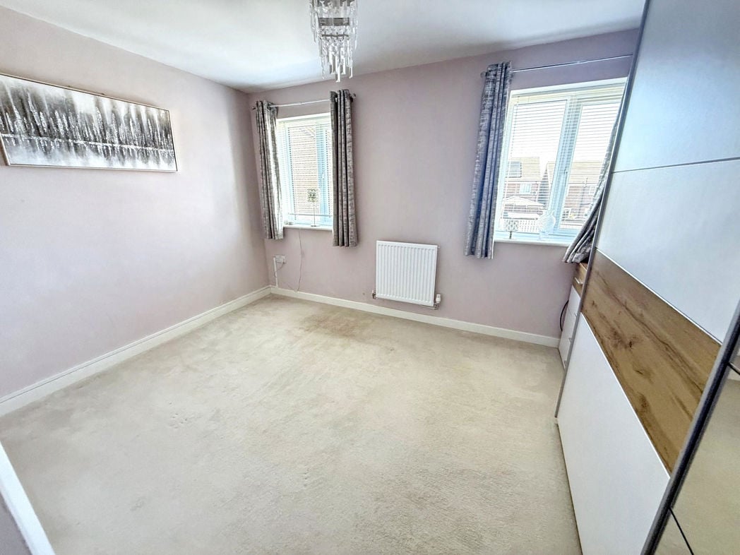 Property image 14 of 21