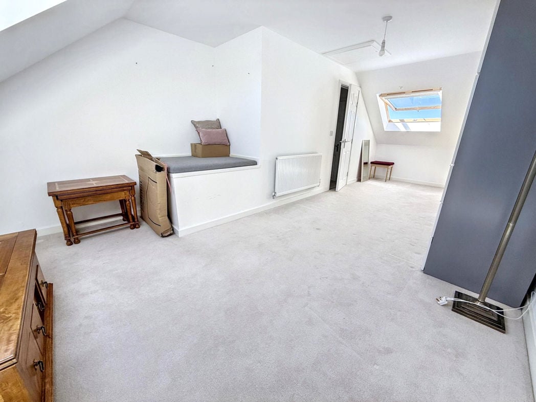 Property image 18 of 21