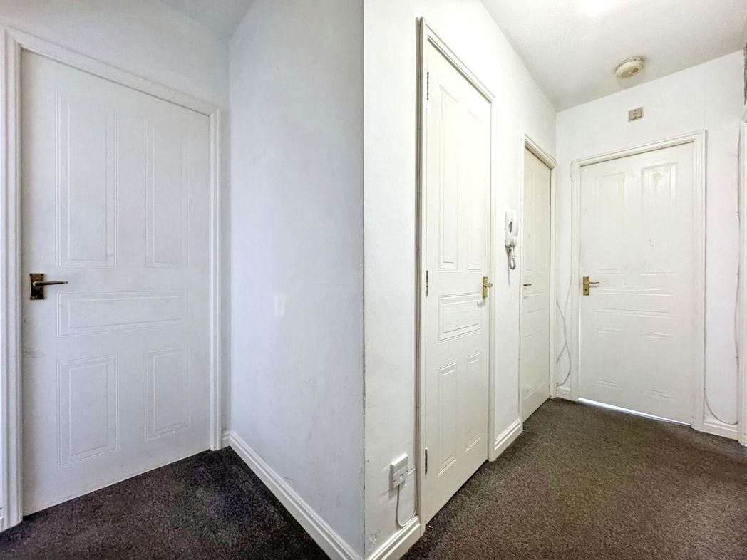 Property image 4 of 17