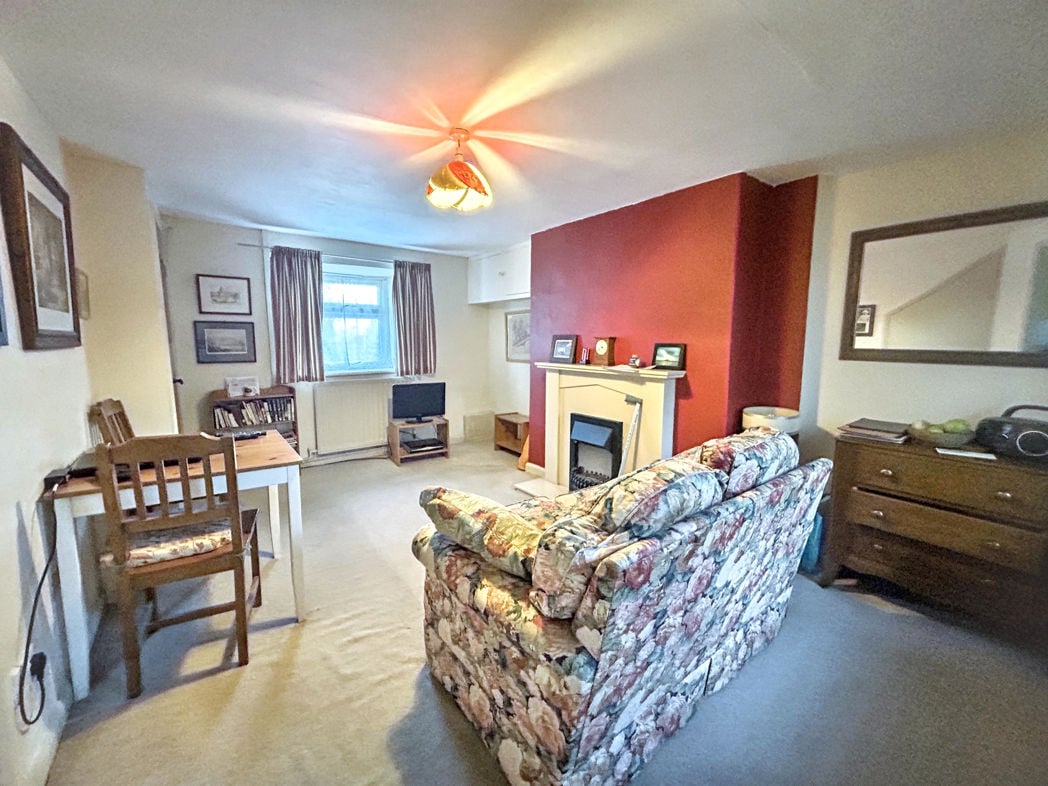 Property image 4 of 15