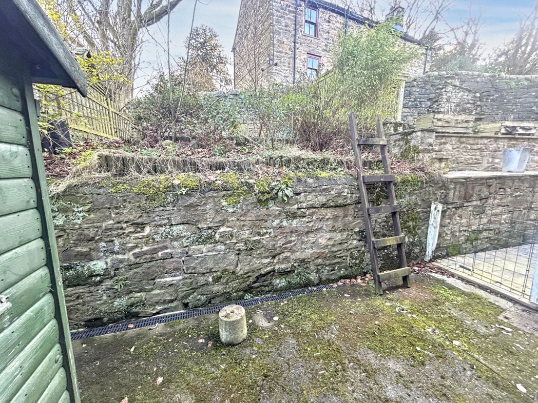 Property image 9 of 15