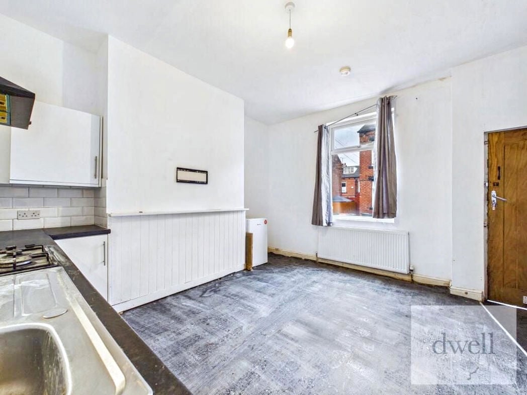 Property image 3 of 11