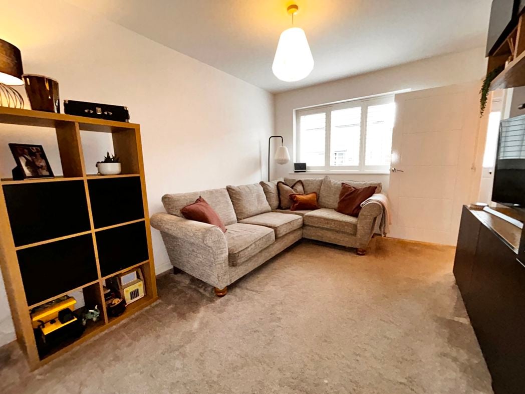 Property image 5 of 22