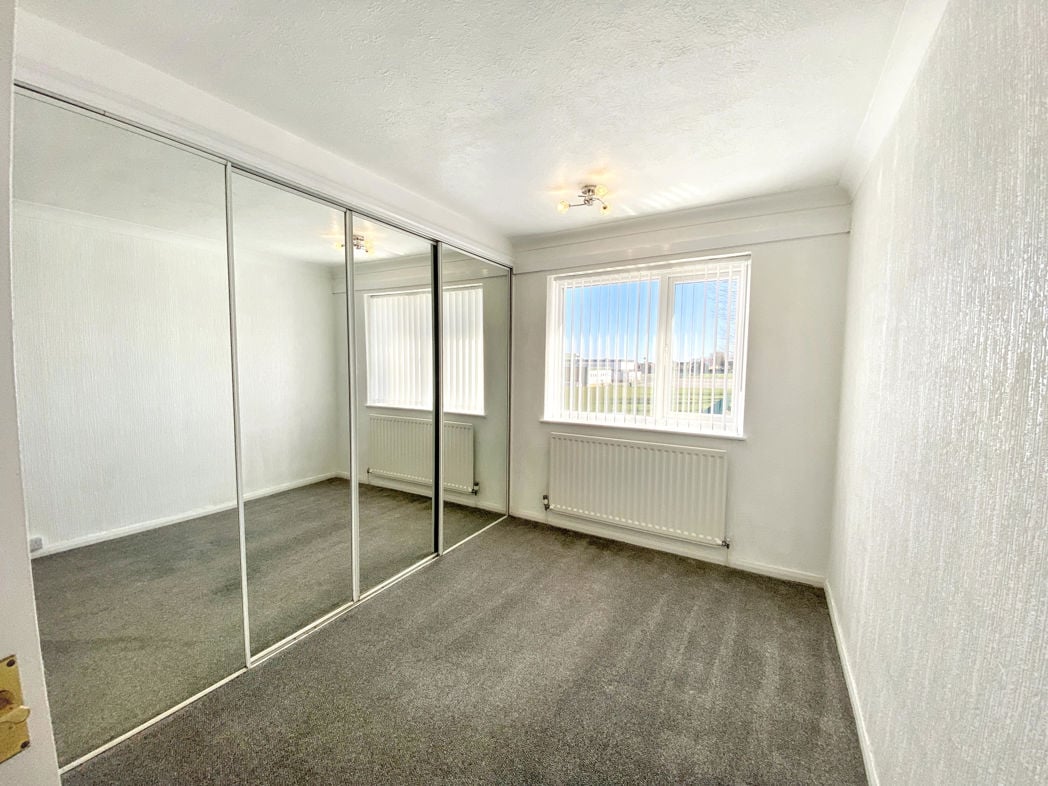 Property image 17 of 23