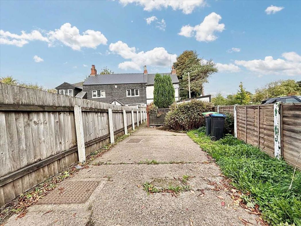 Property image 4 of 19