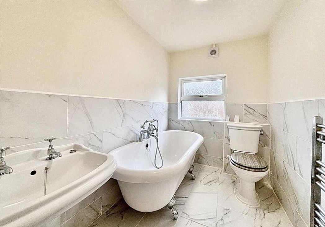 Property image 14 of 19