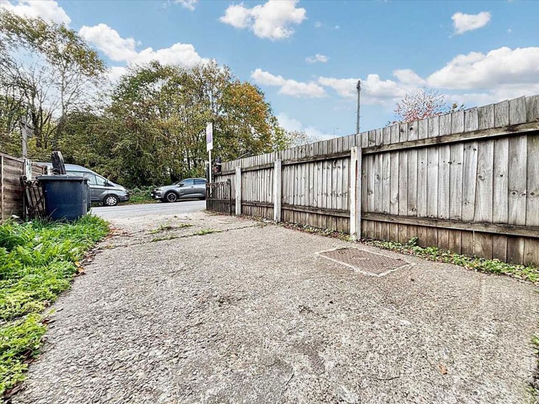 Property image 19 of 19
