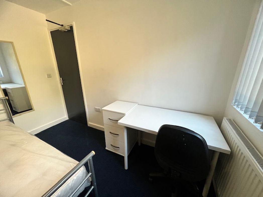 Property image 17 of 25