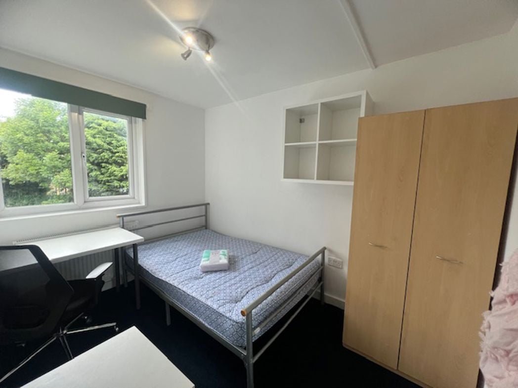 Property image 19 of 25