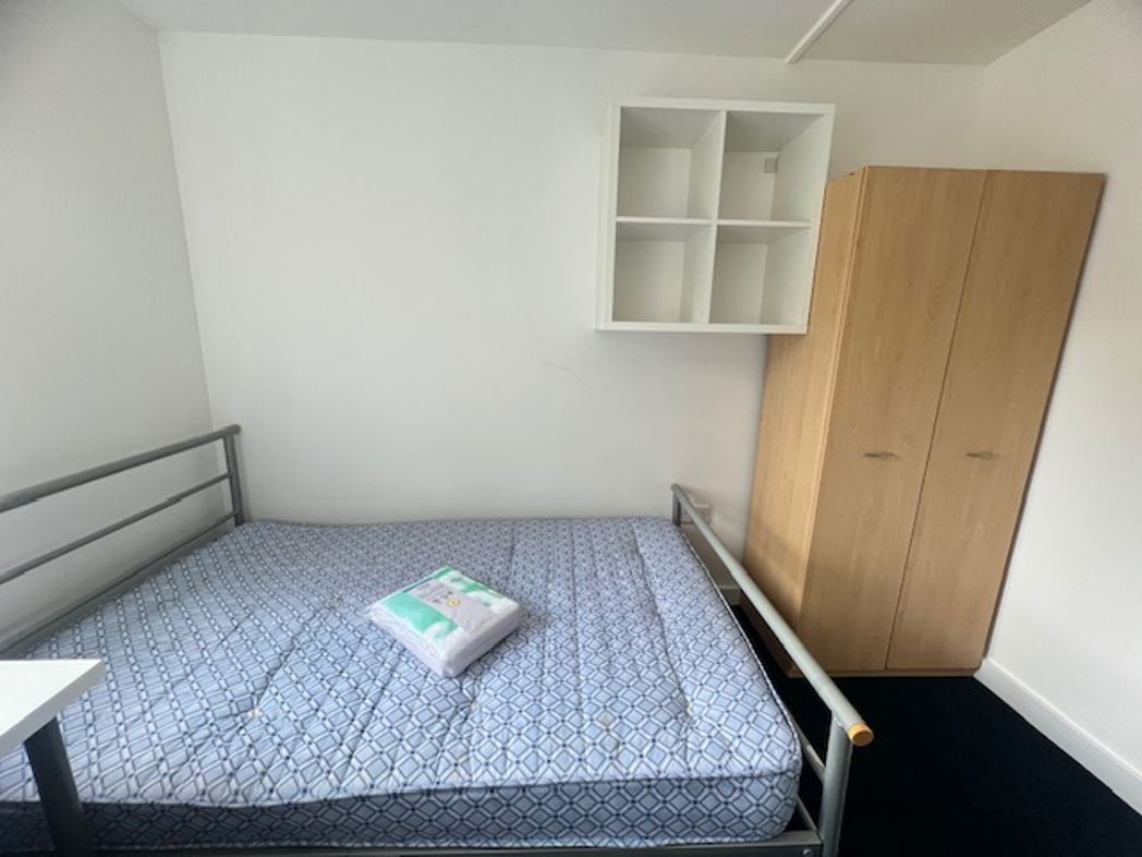 Property image 20 of 25