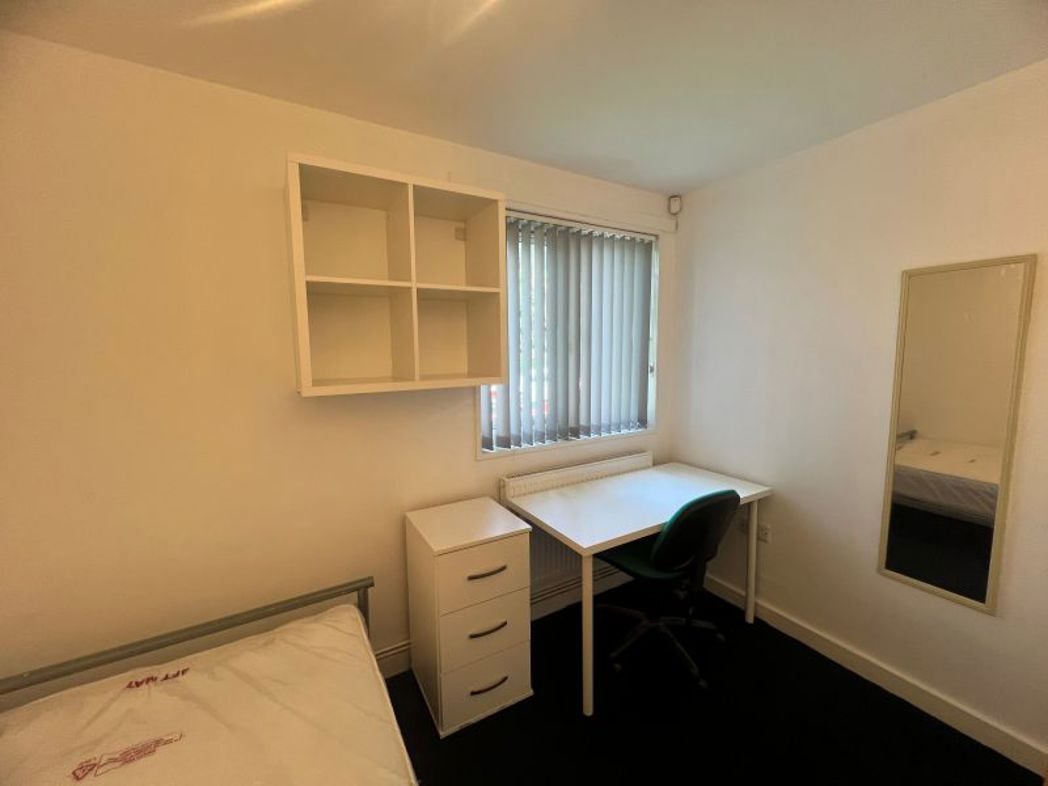 Property image 23 of 25
