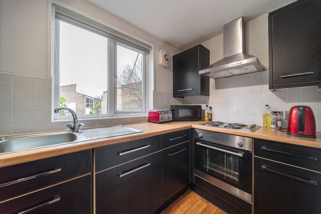 Property image 5 of 25