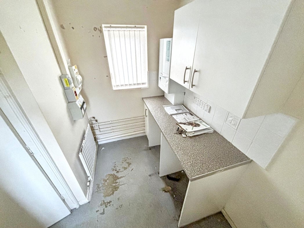 Property image 10 of 17