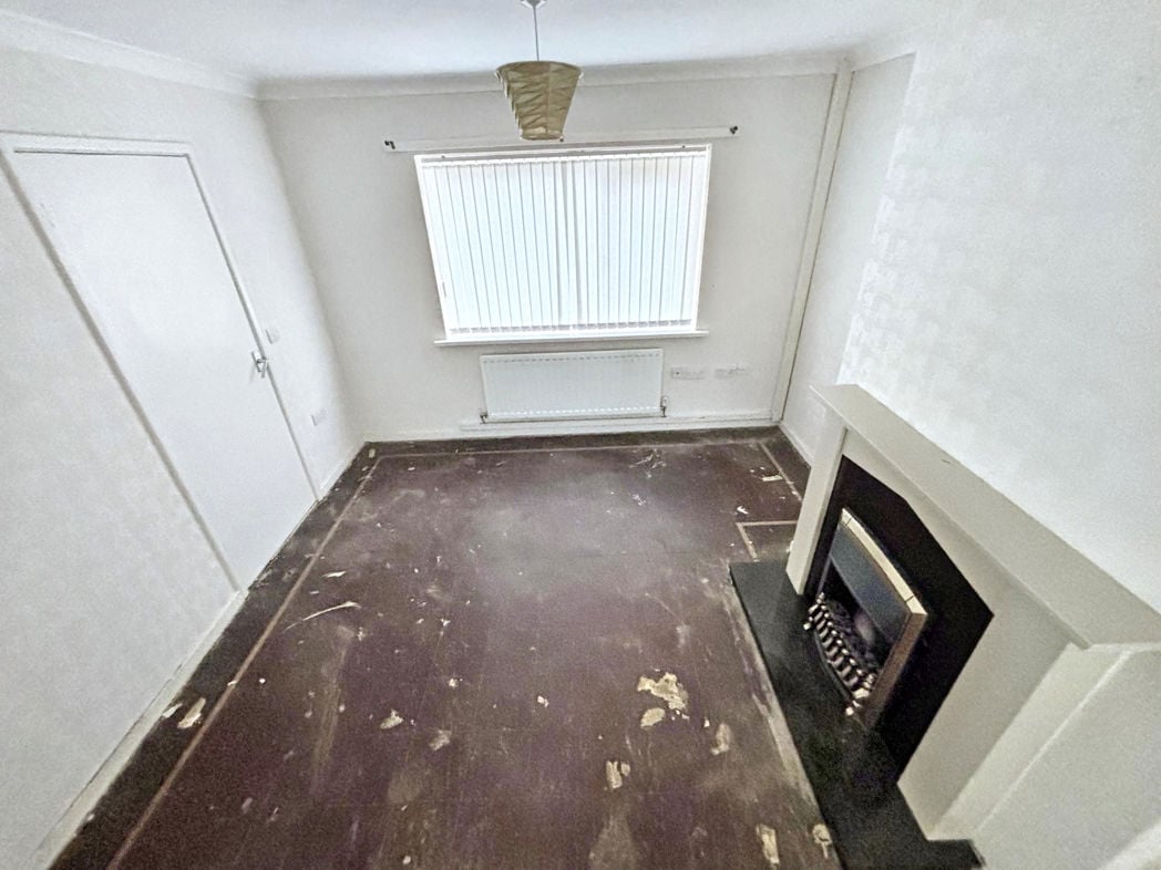 Property image 6 of 17