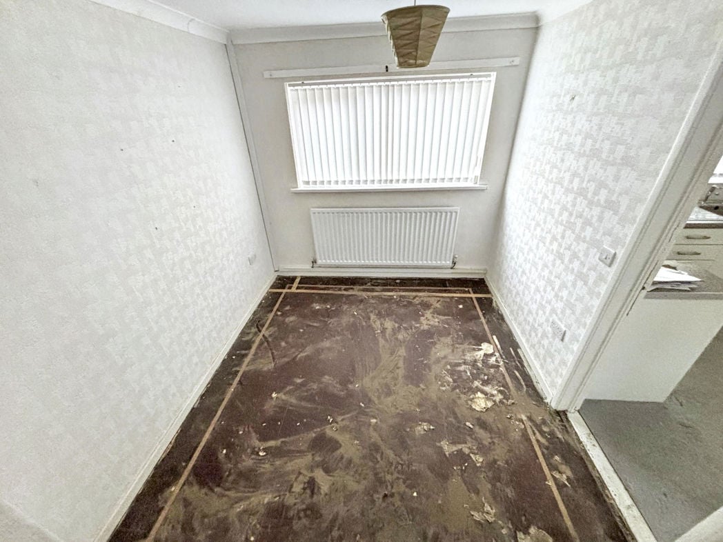 Property image 7 of 17