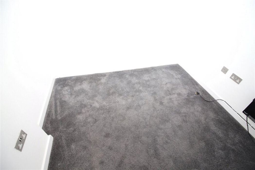 Property image 5 of 7
