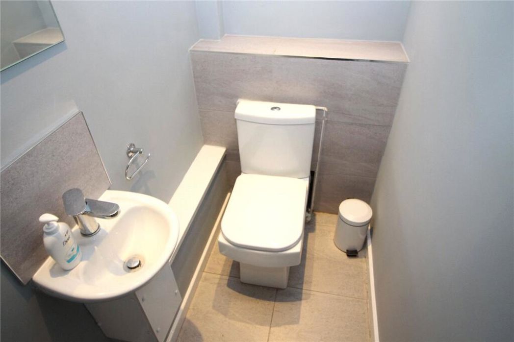 Property image 6 of 7