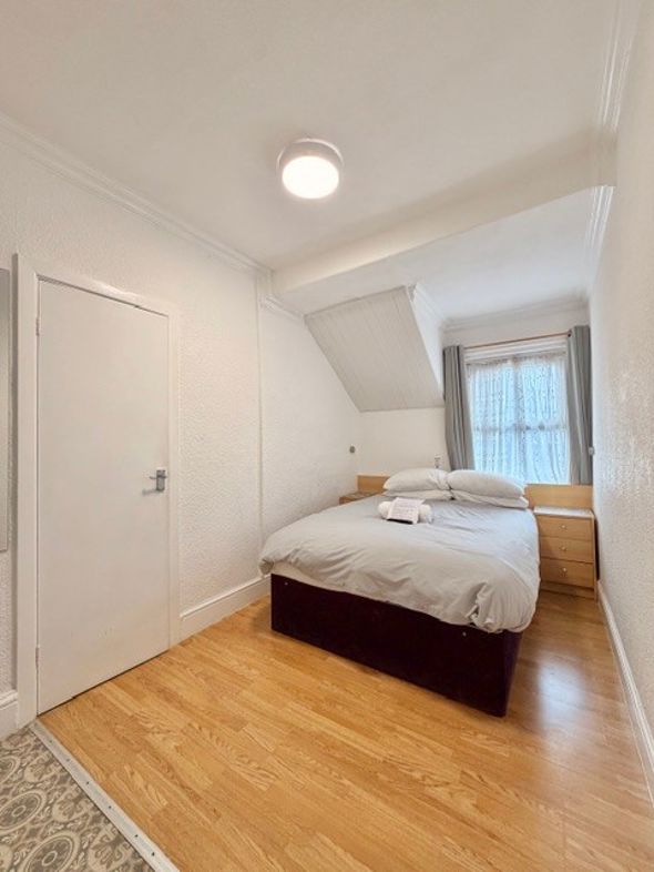 Property image 5 of 28