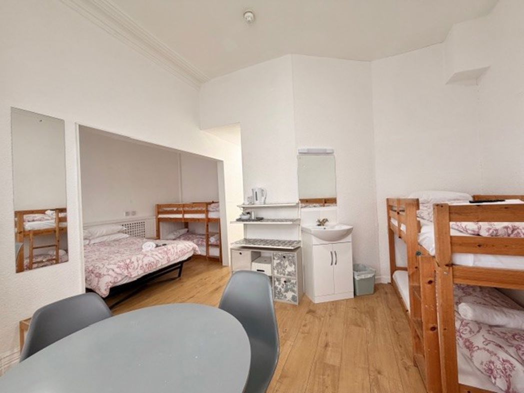 Property image 22 of 28