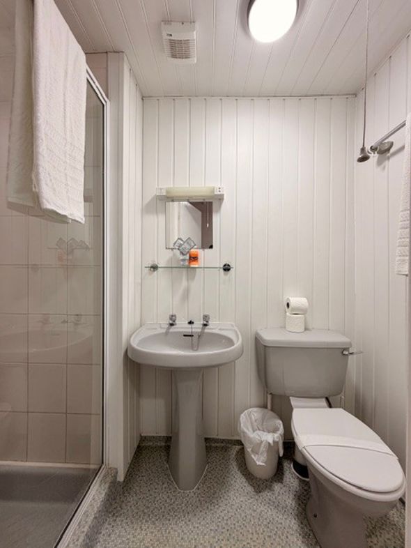 Property image 28 of 28