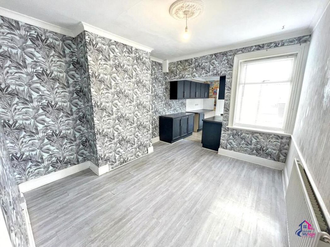 Property image 6 of 12