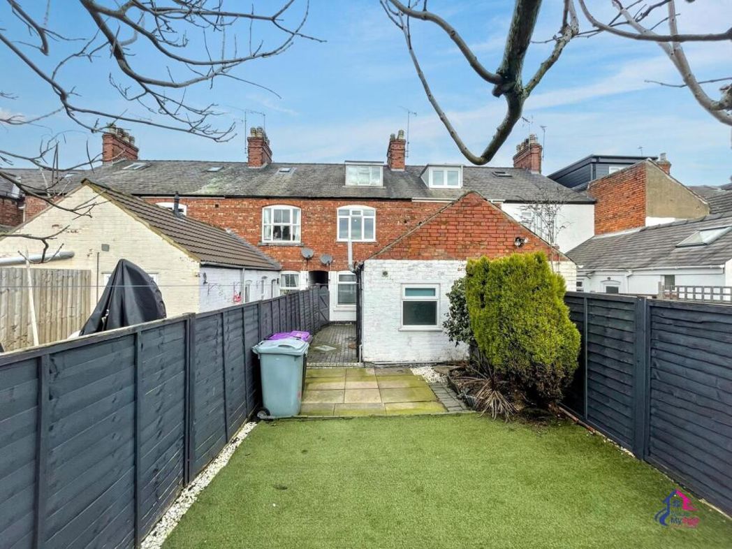 Property image 8 of 12