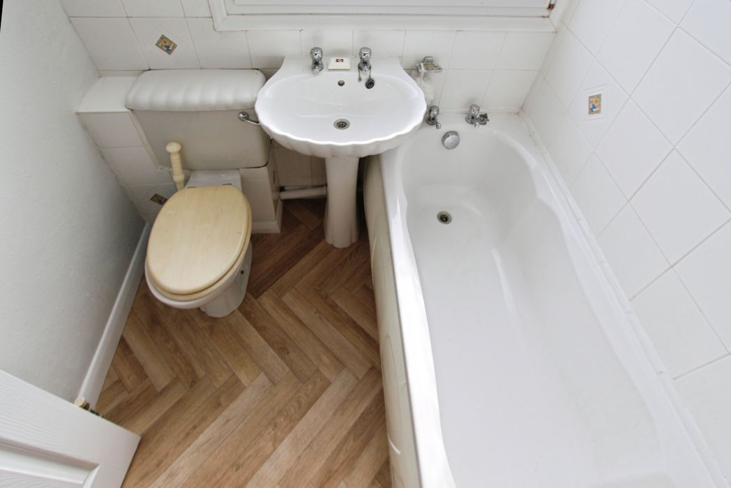 Property image 12 of 13