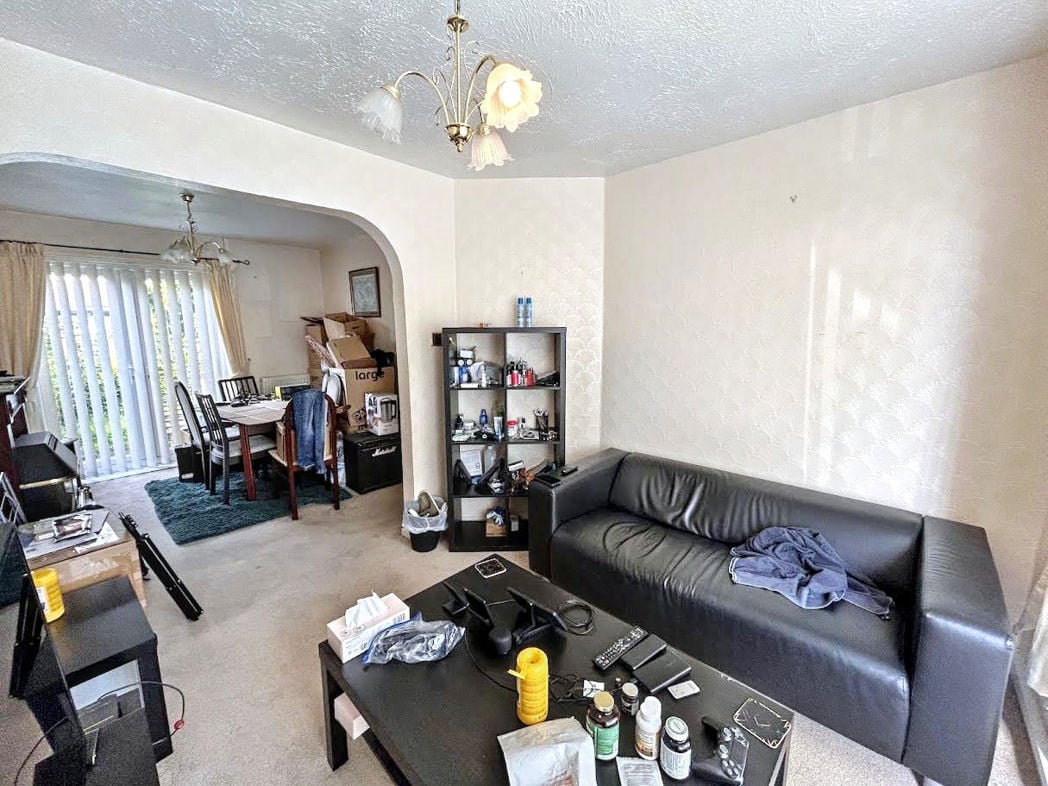 Property image 2 of 14