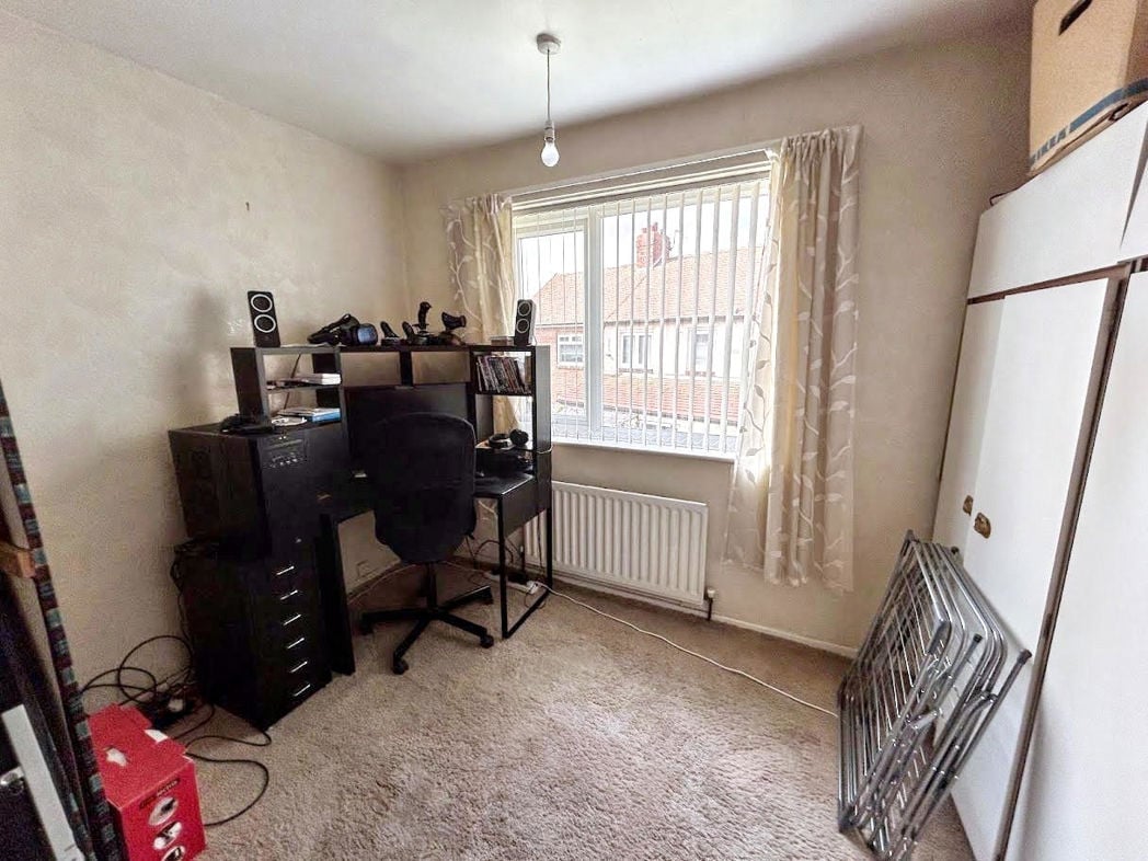 Property image 11 of 14