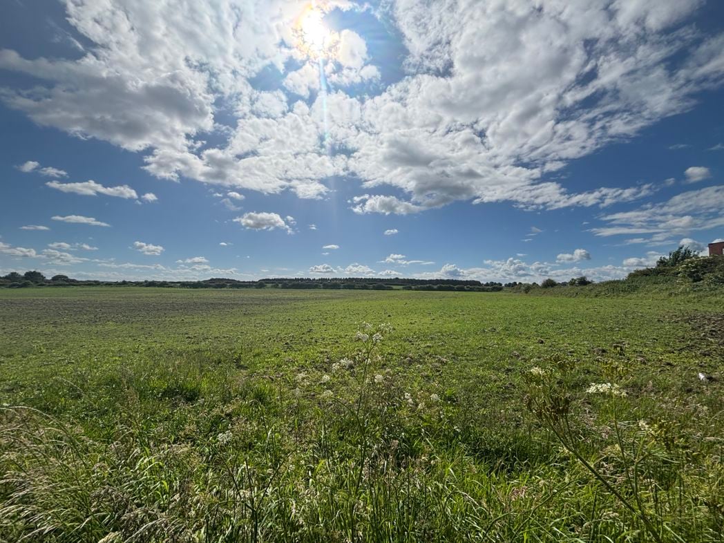 Property image 2 of 12