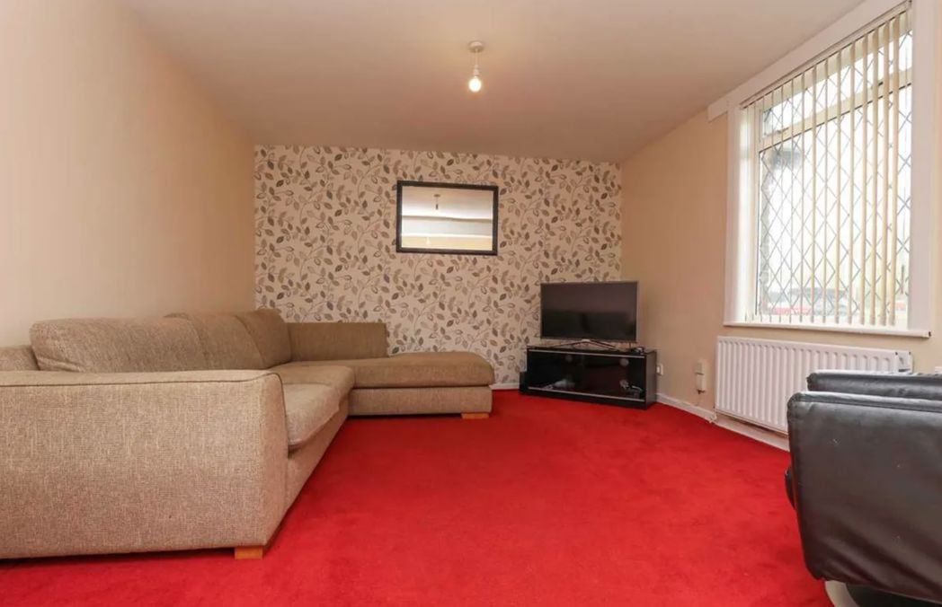 Property image 3 of 8