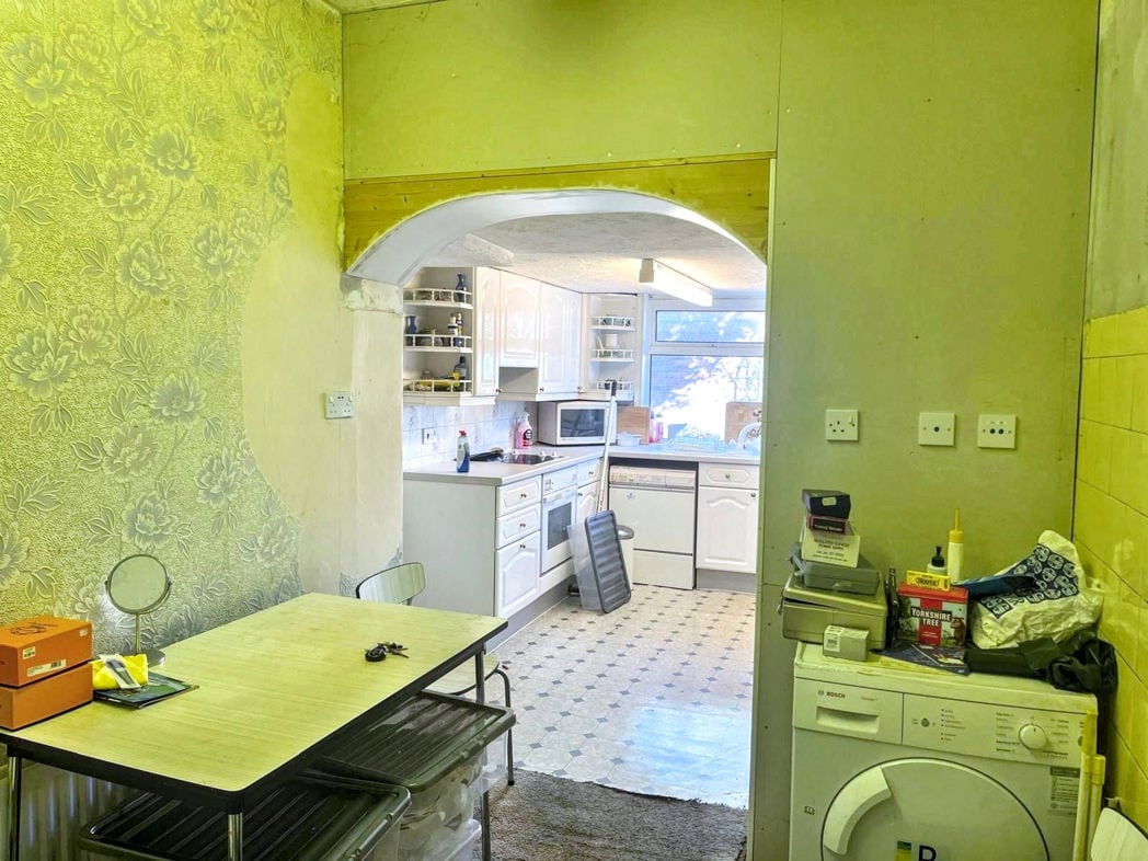 Property image 15 of 31
