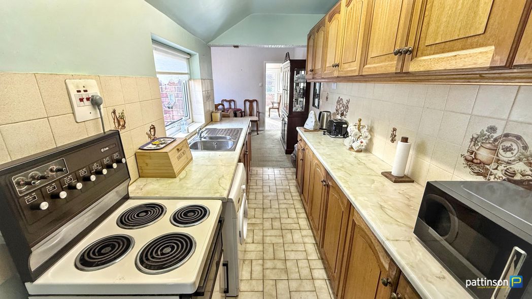 Property image 8 of 22