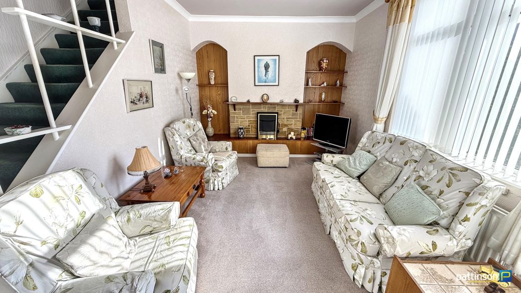 Property image 2 of 22