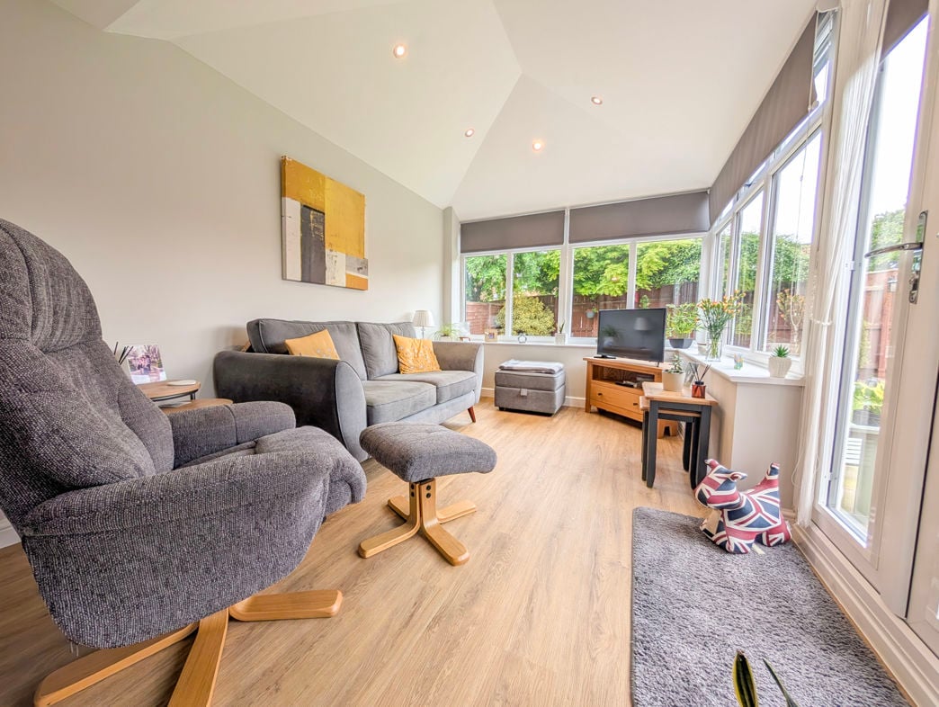 Property image 11 of 19