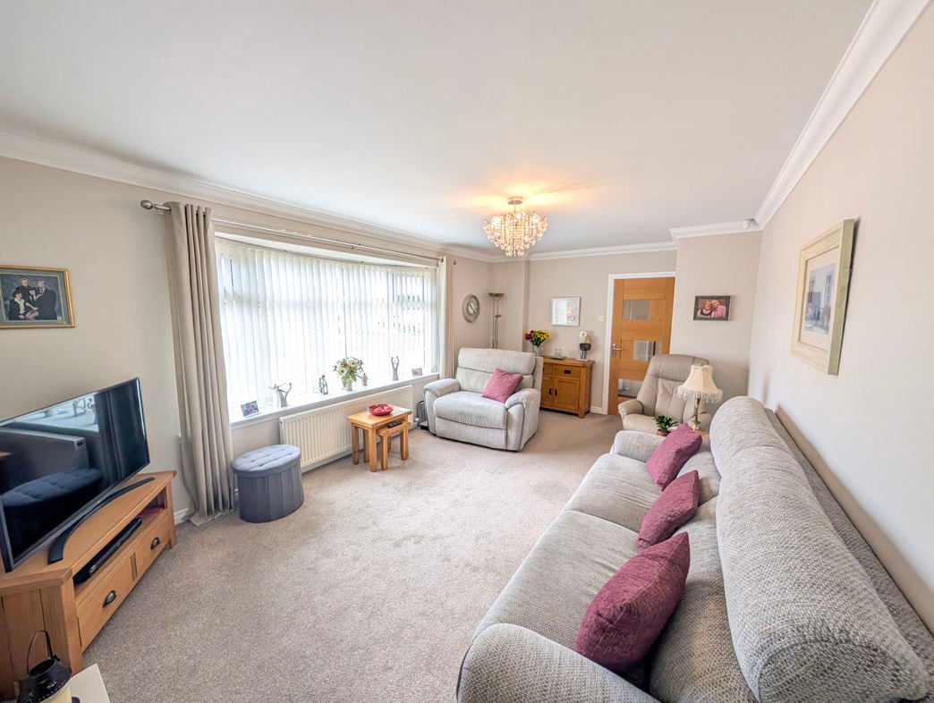 Property image 4 of 19