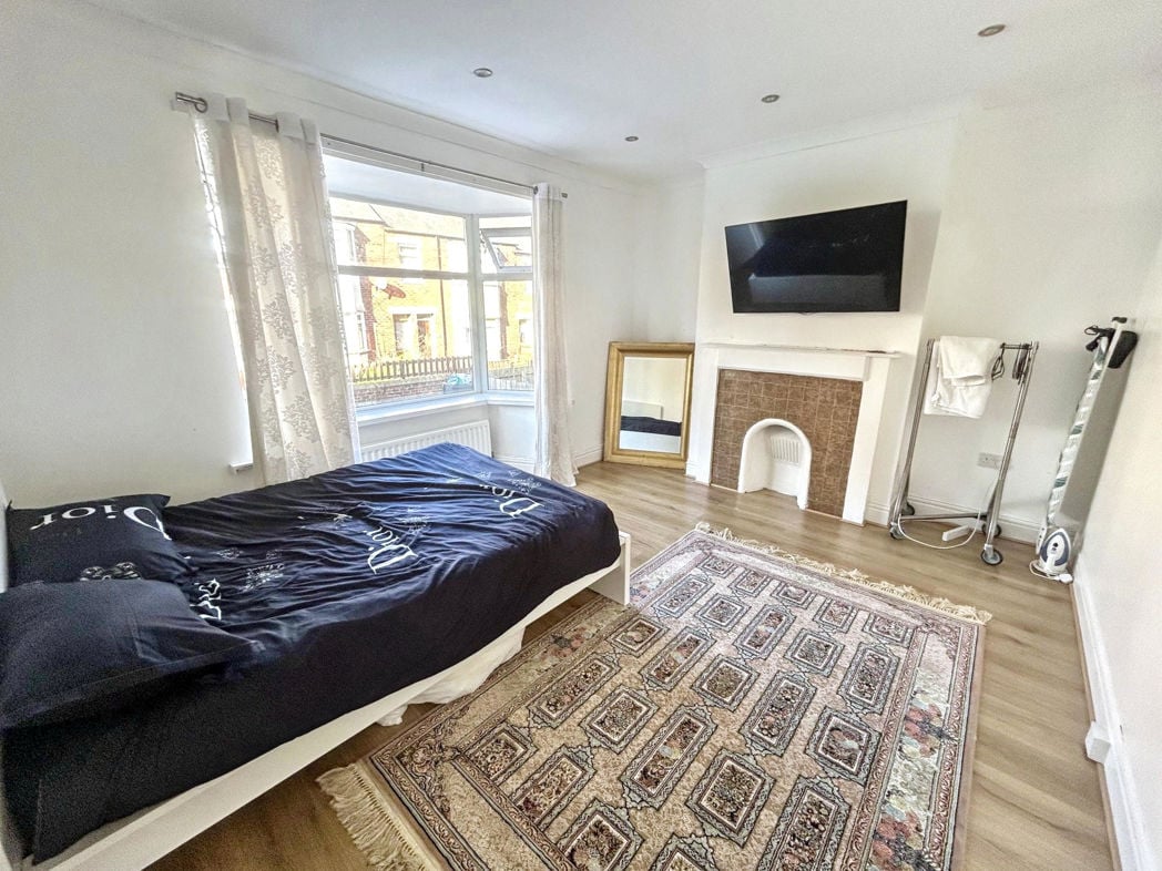 Property image 2 of 6