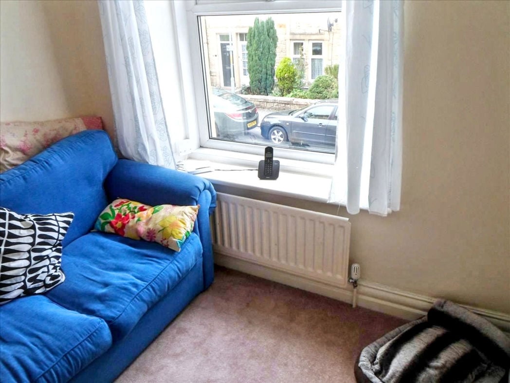 Property image 7 of 12