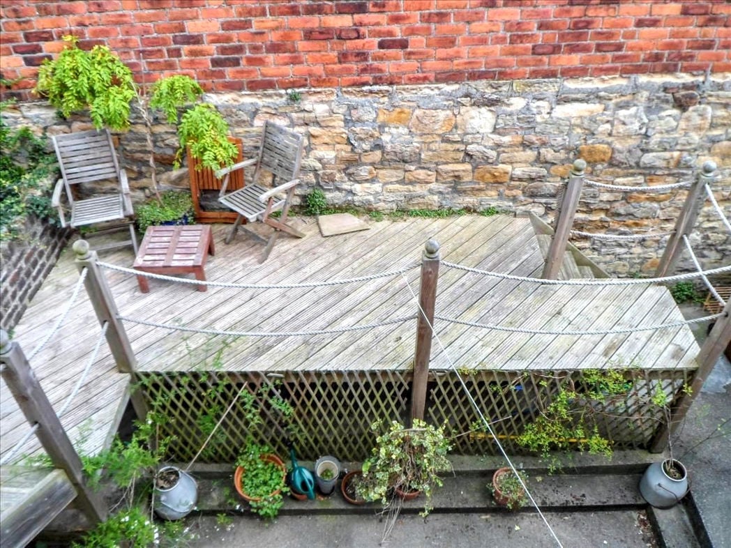 Property image 5 of 12