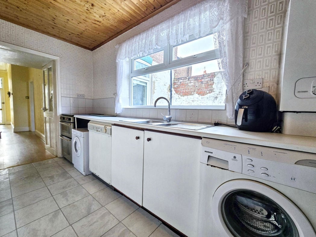 Property image 7 of 24